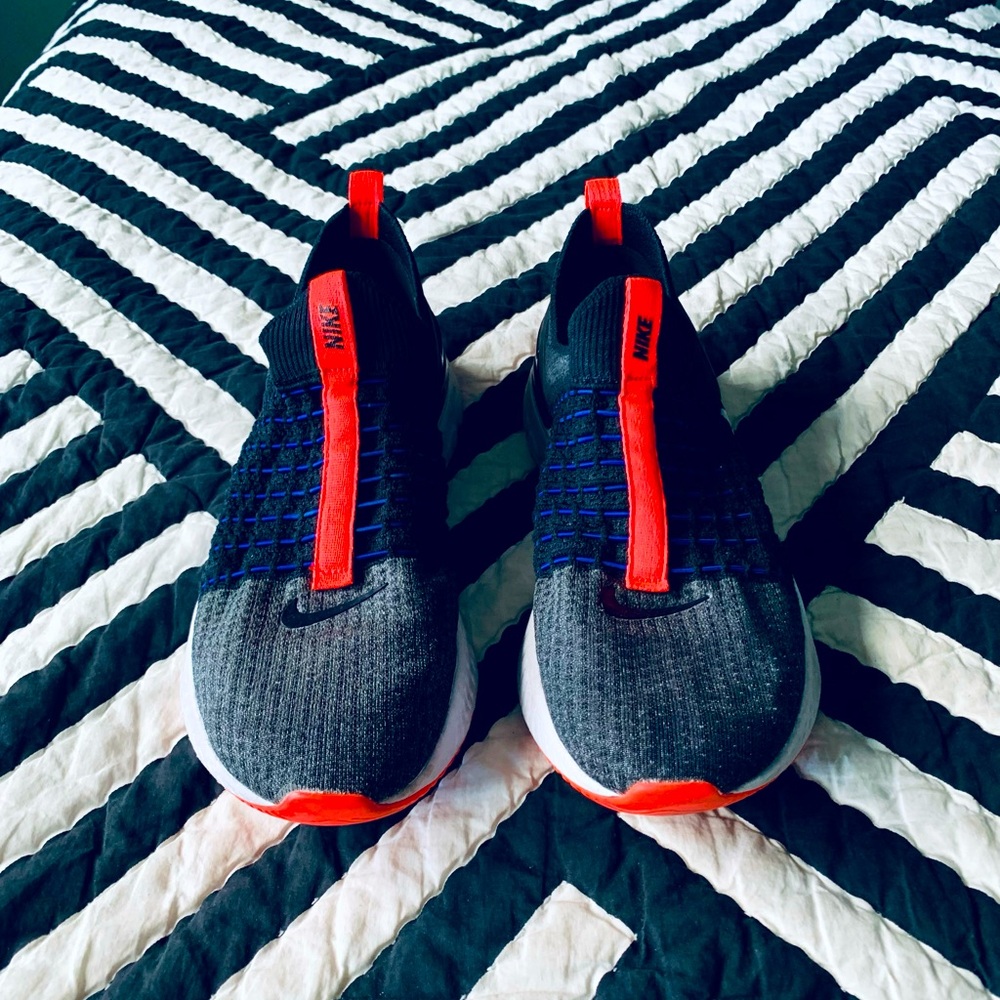 Nike Running Shoes!

Barely used, passing them on!